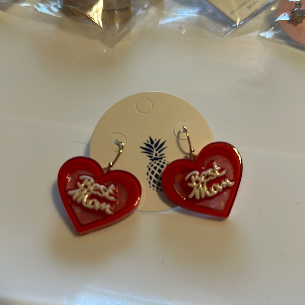 Prep obsessed best mom heart earrings new